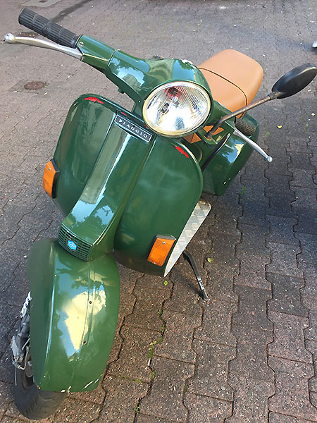 Mit der Vespa zur Berger Straße