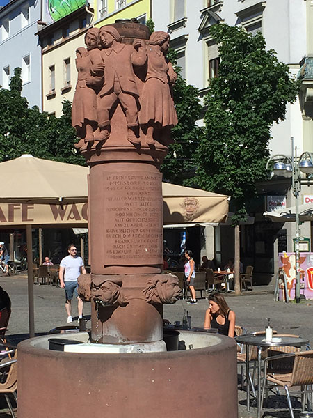 Reichsdorf-Bornheim-Brunnen