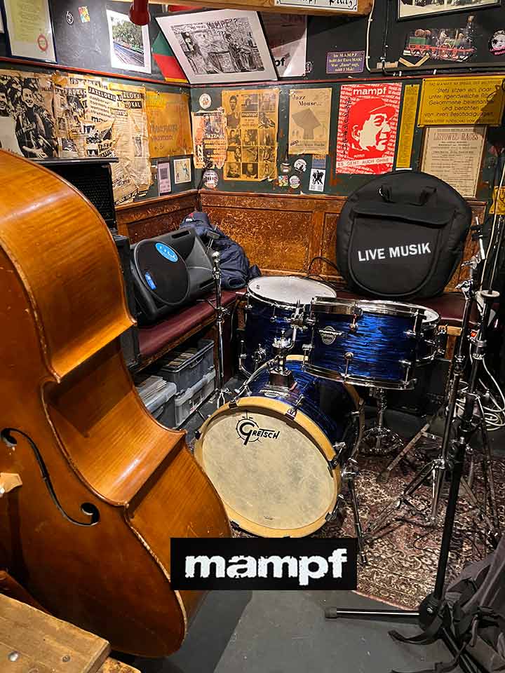 Jazzabend mit A.K.T. Axel Kaapke Trio im Jazzlokal Mampf Frankfurt